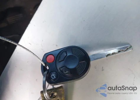 2014 Ford Focus Se z USA, uszkodzony, nr VIN 1FADP3F26EL219953